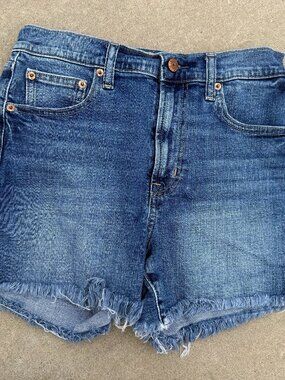 Gap denim short, size 4R